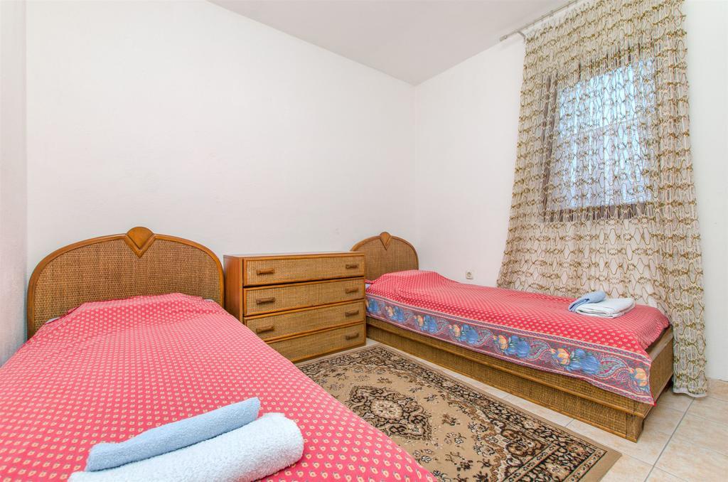 Apartment Mujan Podglavica ภายนอก รูปภาพ